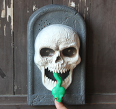 Halloween funny vampire doorbell door hanging prop bar bar light sound control ornament toy