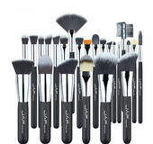 Makeup brush set