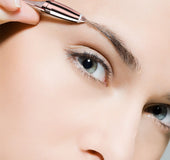 Removedor Eléctrico de Cejas