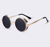 Reflective sunglasses with carved patterns