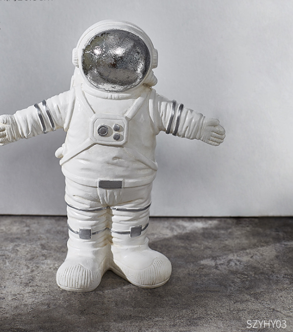 Creative Astronauts Crafts Resin Decoration Coffee Shop Music Bar Cabinet Soft Decorations