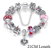 Pulsera de cuentas con corona de reina