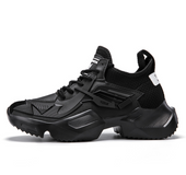 Increased thick-soled sneakers