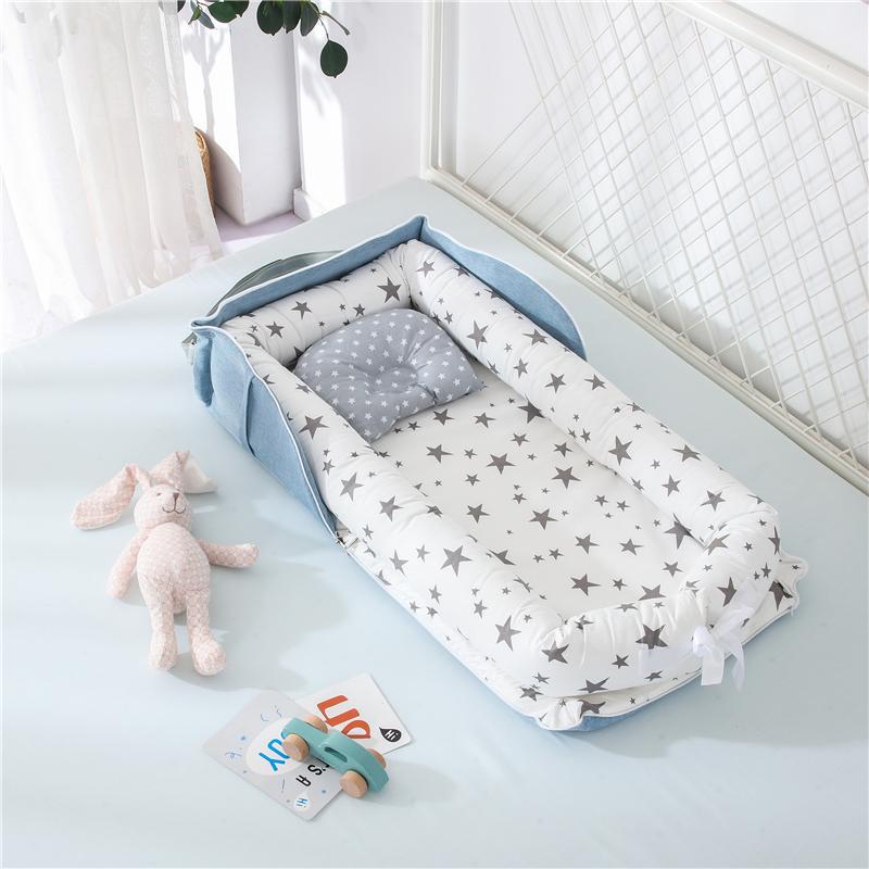 Portable baby crib