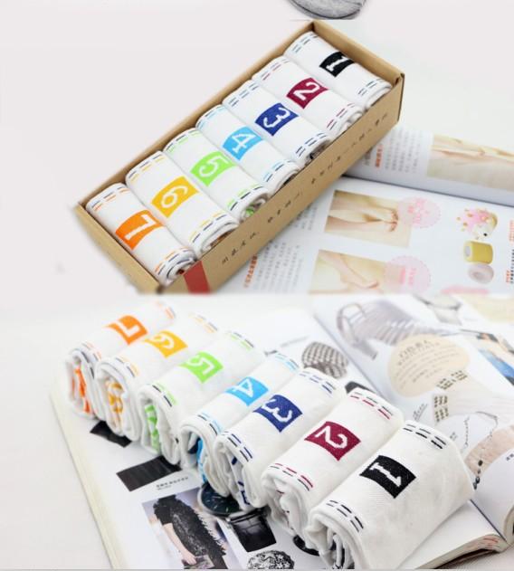 Seven days creative digital cotton socks