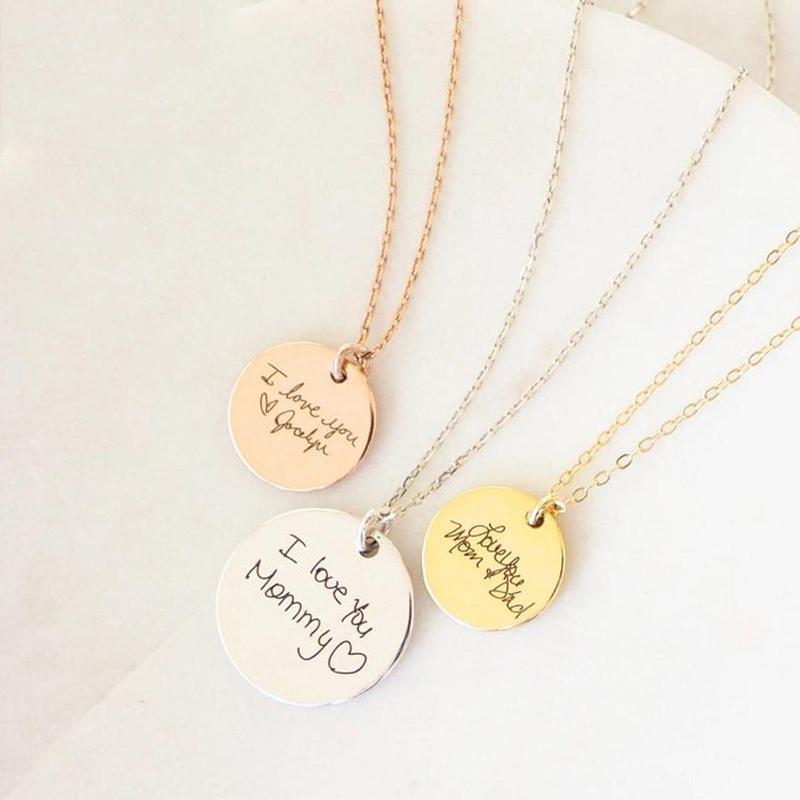 Graphic necklace