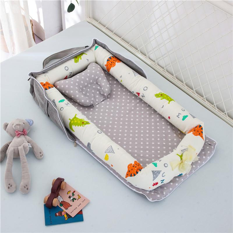 Portable baby crib