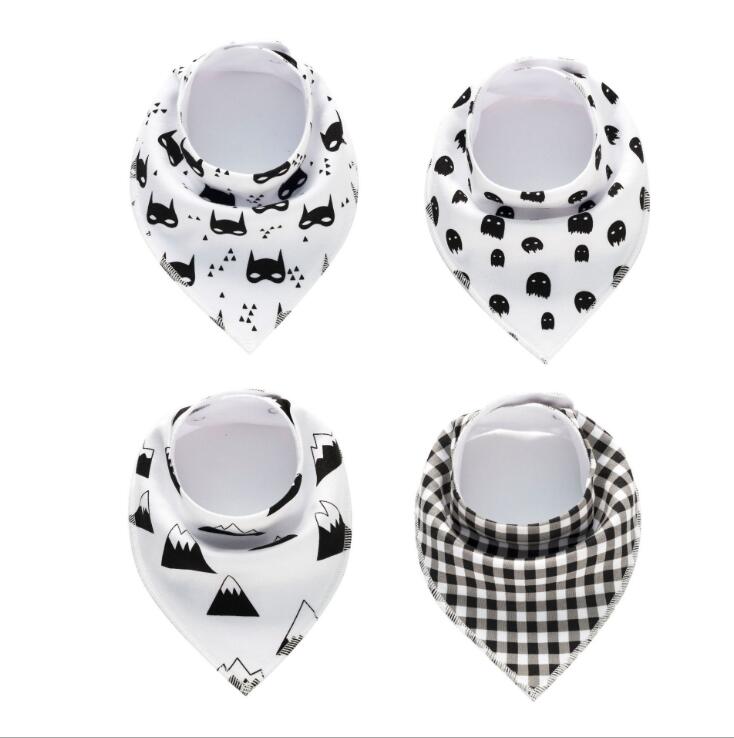 4 piezas / lote Impresión  Varios Diseños Tela Babero Bandana