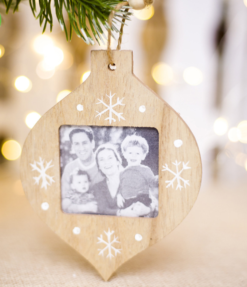 DIY Wooden Photo Frame Christmas Decoration