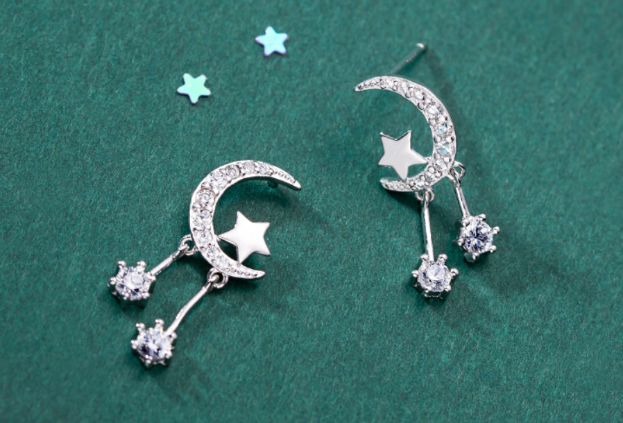 Star moon tassel earrings