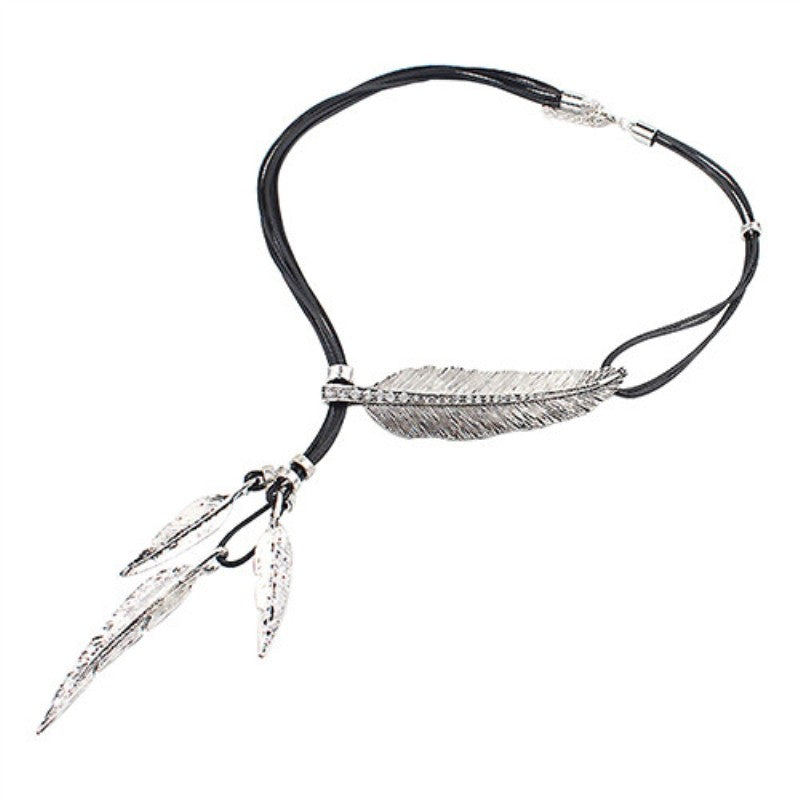 Collar Hoja De Plumas