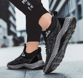 Flying woven breathable sports running shoes