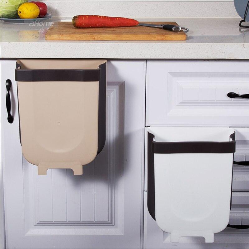 Hanging collapsible trash can