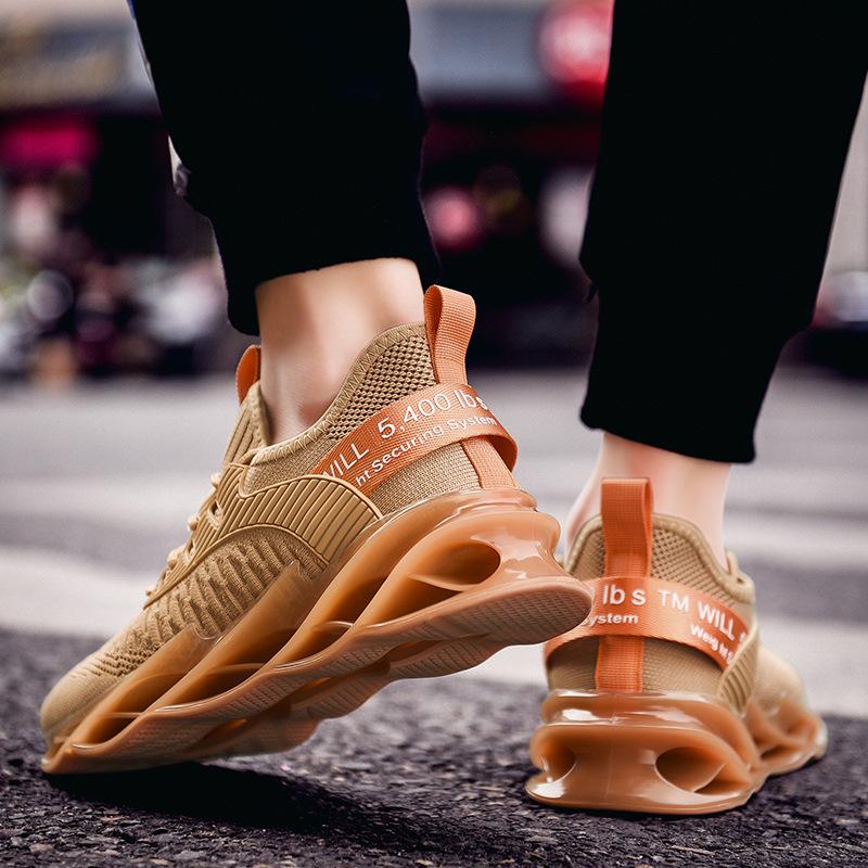 Flying mesh shoes