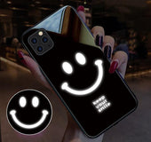 Smiling face to flash mobile  | IPhone