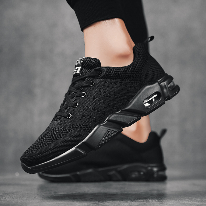 a pair of shipping in the autumn of 2020 new sport shoes breathable fabric cushion shoes all-match fly wear running shoes
