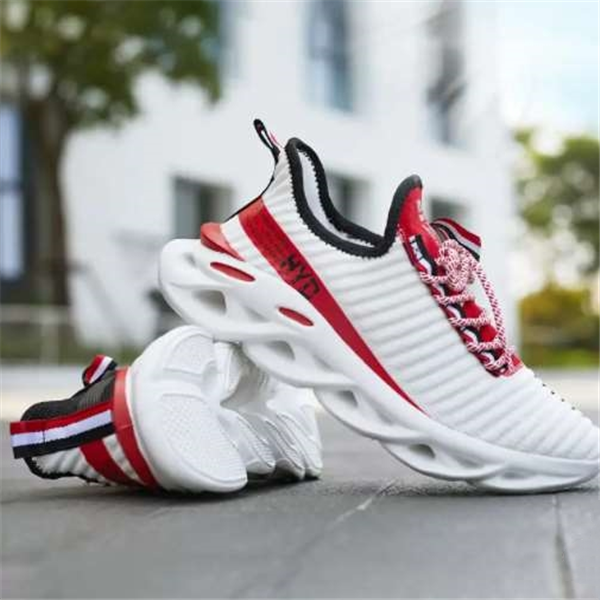 Flying woven breathable shoes