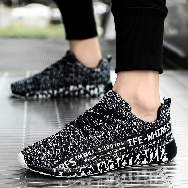 Couple's flying mesh running shoes