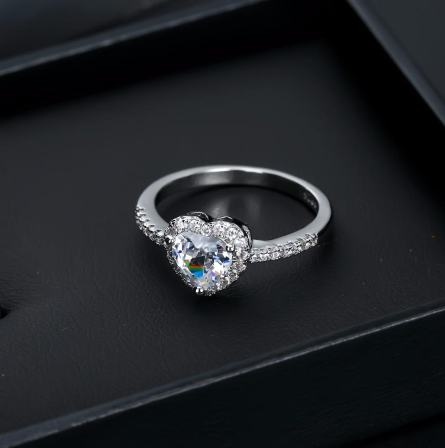 Ring fashion