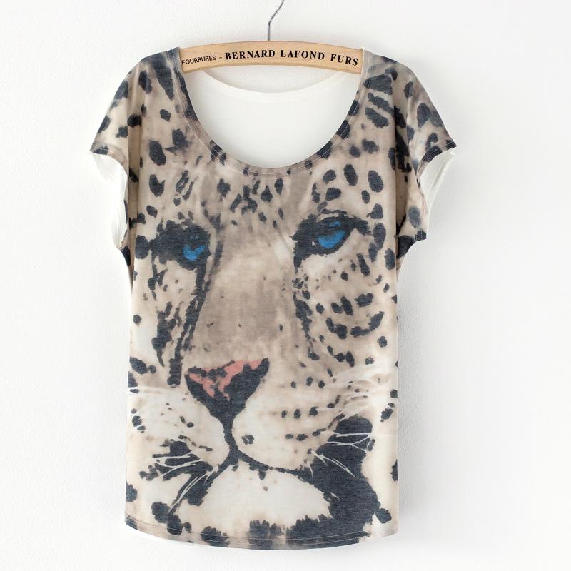 Short-sleeved T-shirt