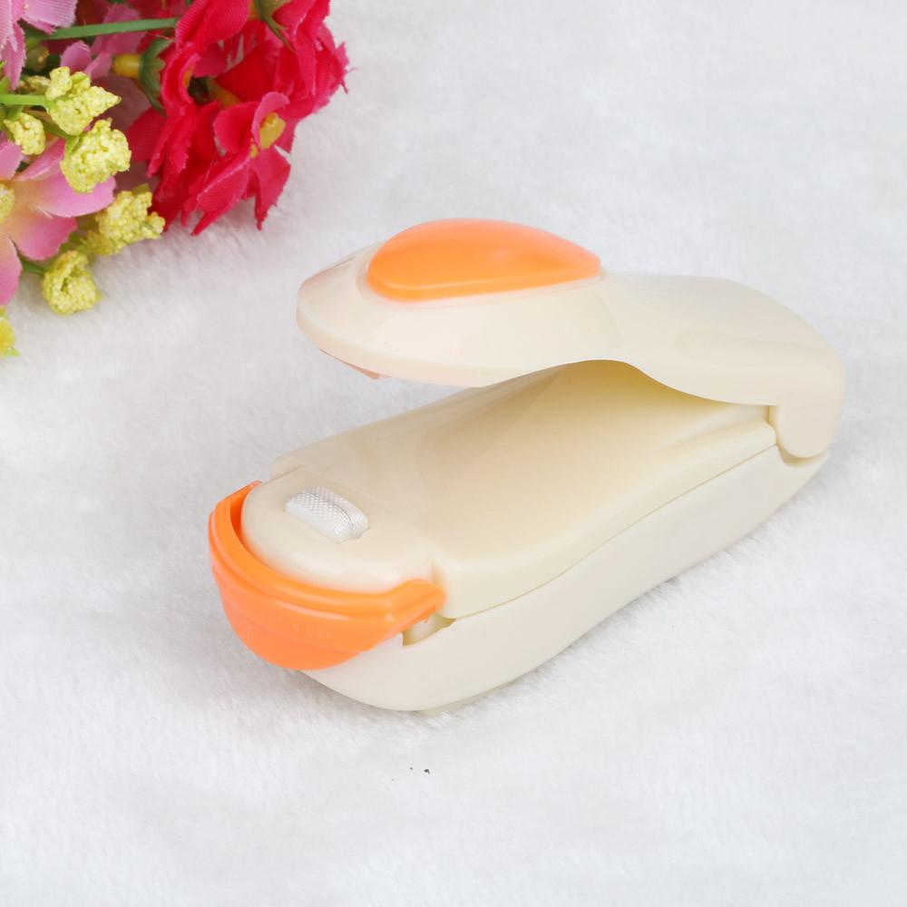 Mini sealing machine