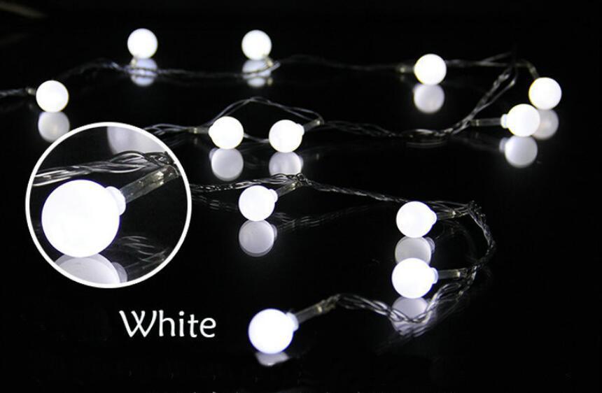 30 Ball LED Light
