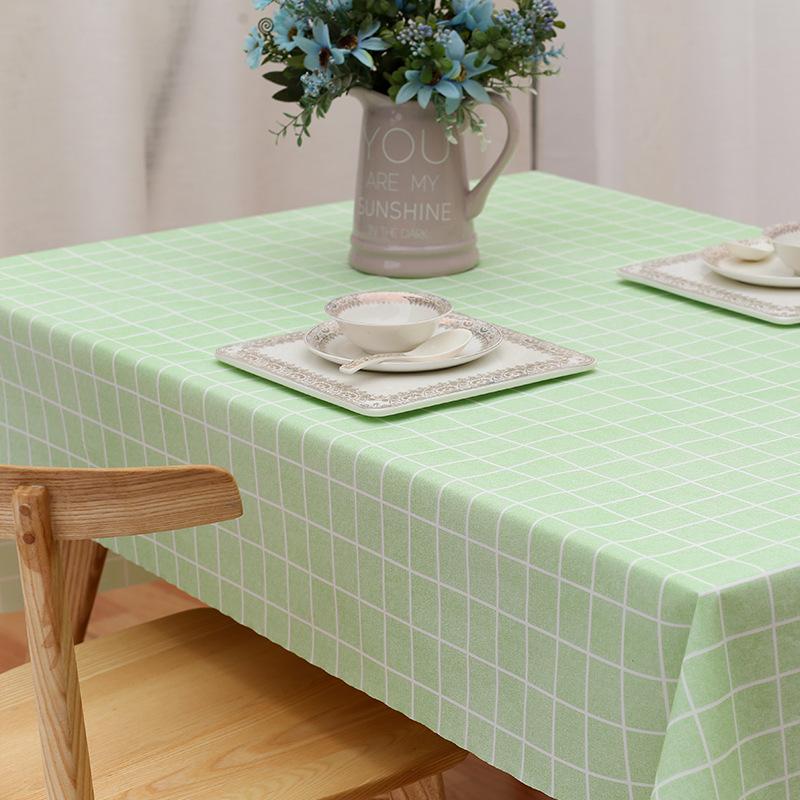 Disposable oil-proof and anti-scalding waterproof tablecloth