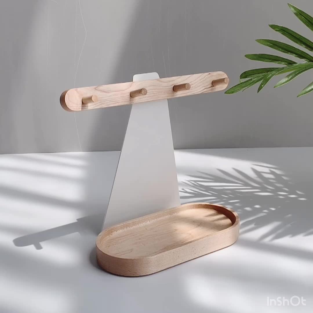 Creative hanging key holder