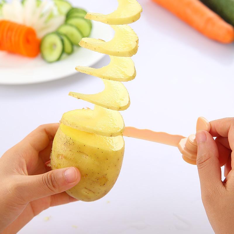 Creative fruit and vegetable curler manual cucumber slicer