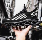 Flying woven mesh shoes