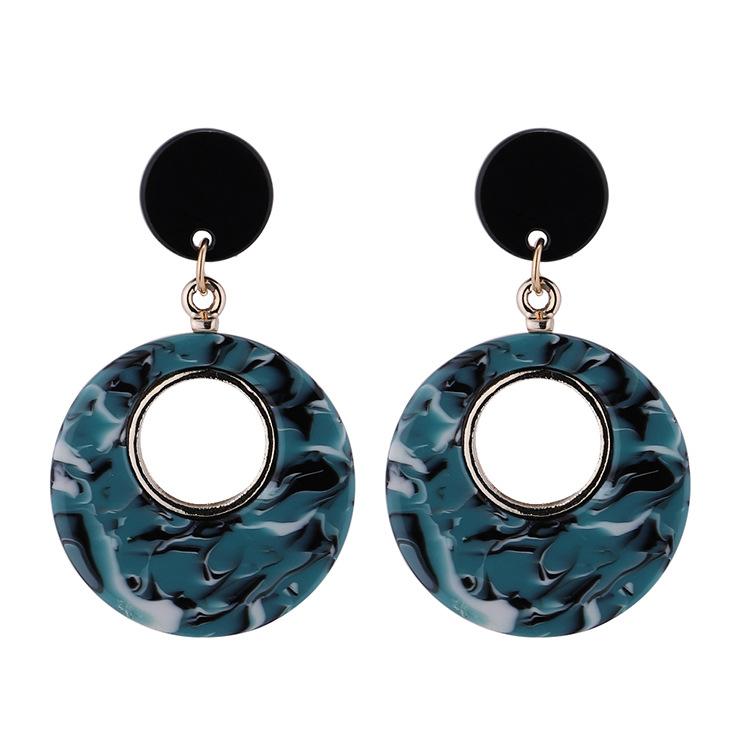 Geometric acrylic circle earrings