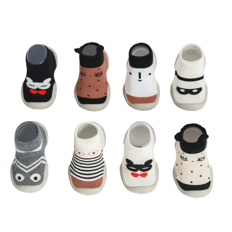 Children's socks shoes