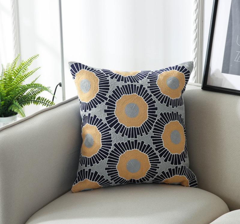 Composite wool embroidery pillow