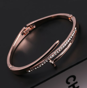 Pulsera koreana gato