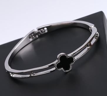 Pulsera koreana gato