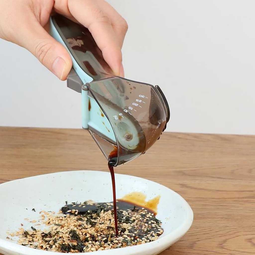 Adjustable Measuring Cups and Spoons 2 Piece Sets