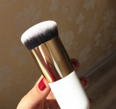 Brush Flat Cream Makeup