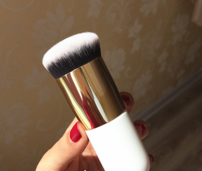Brush Flat Cream Makeup