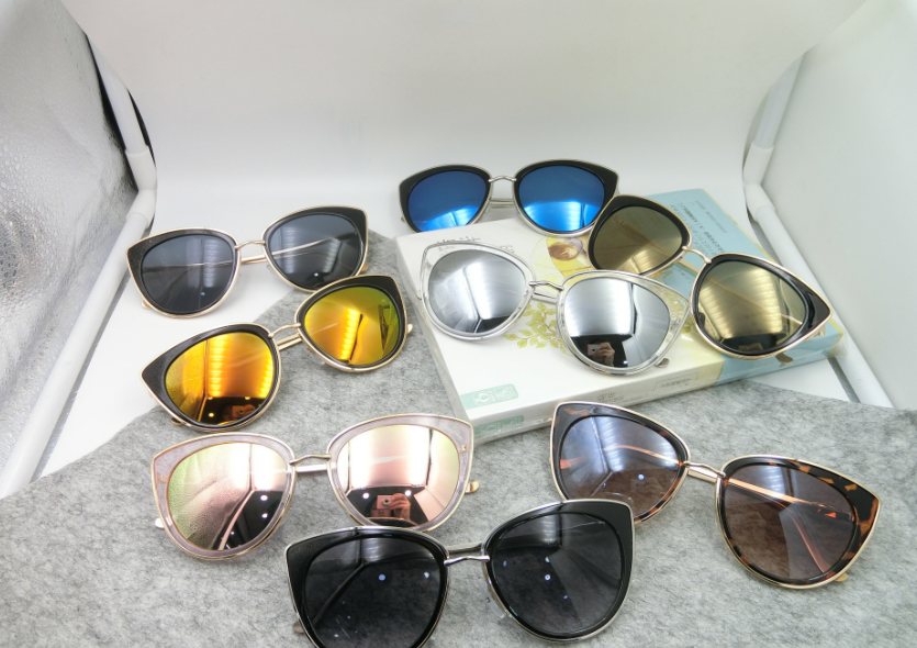 Round glasses