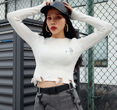 Irregular hole exposed navel sweater