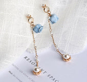 Flower earrings lady