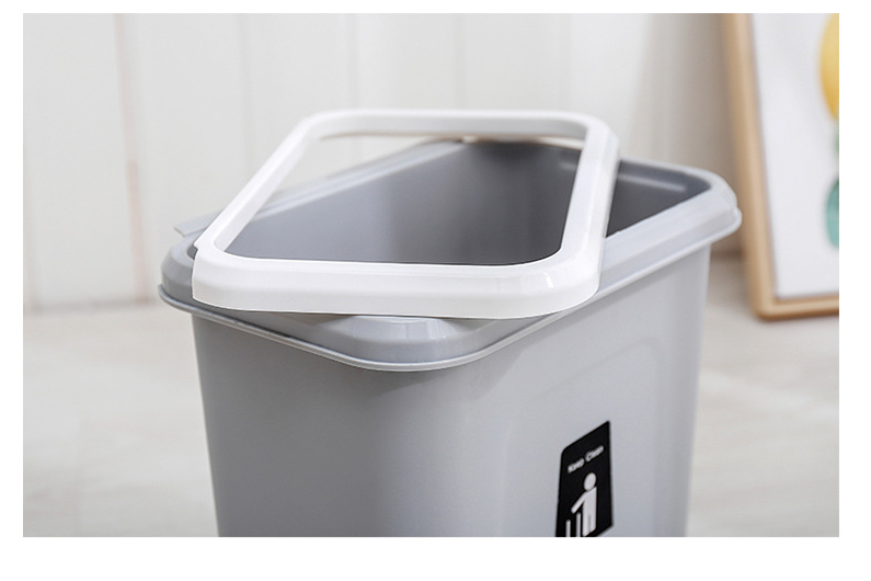 Cubo de basura montado