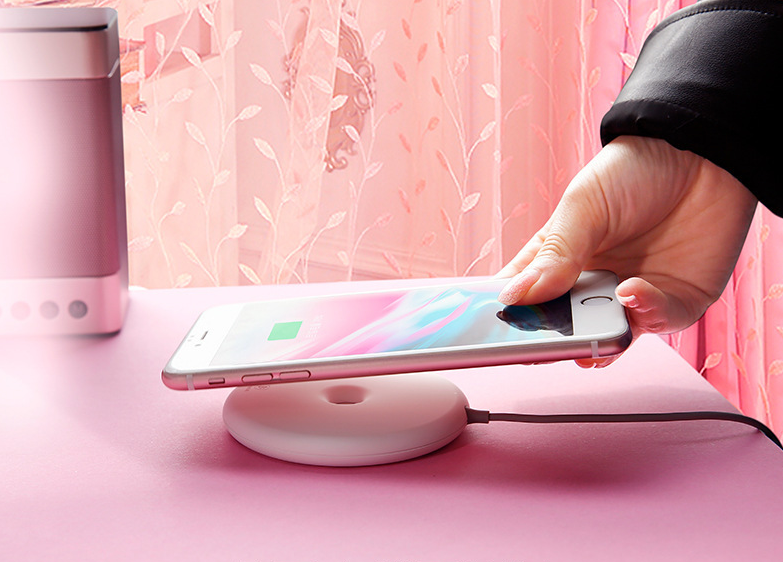 New Donut Wireless Charge Smart Power Off for iPhoneXS/8plus Desktop Charger