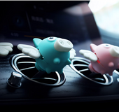 Small flying pig air perfume aromatherapy air conditioning