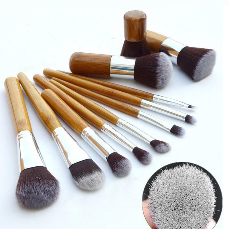 Wood color makeup brush set