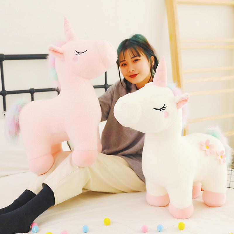 Plush unicorn toy