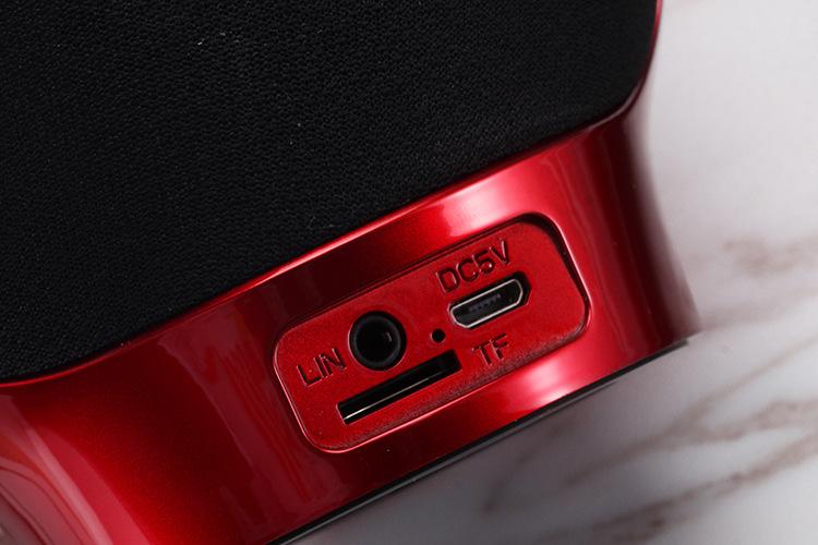 Cool Cat Portable solar Verizon new speaker with LED light