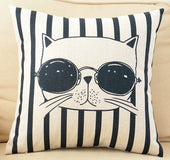 Encantadora almohada de dibujos animados