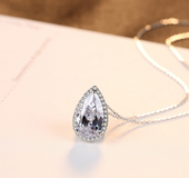 Collar de plata esterlina 925 Forma de gota de agua