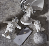 Creative Astronauts Crafts Resin Decoration Coffee Shop Music Bar Cabinet Soft Decorations